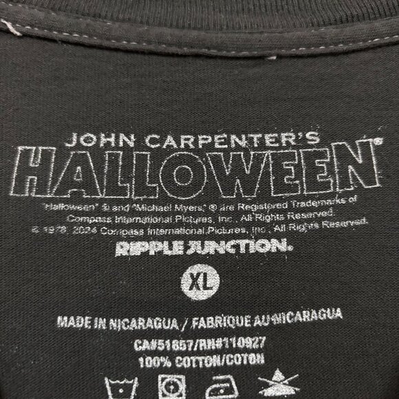 Halloween Michael Myers x Bloody Disgusting Glow In The Dark Tshirt size XL - Picture 4 of 4